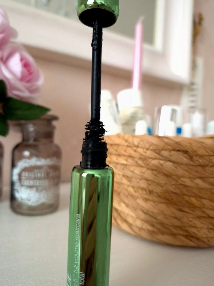 Clinique High Impact High-Fi maskara - Görsel 5