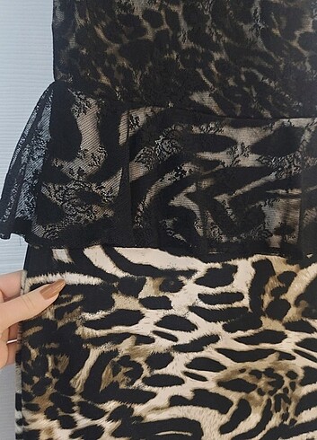 s Beden Siyah leoparlı zara elbise