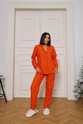 m Beden turuncu Renk Miu Miu Pijama Takımı