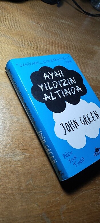 Aynı yıldızın altında ciltli baskı