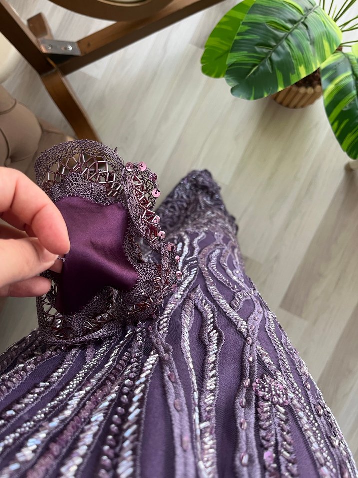 Uzun Kollu Mor Abiye Elbise - Görsel 3