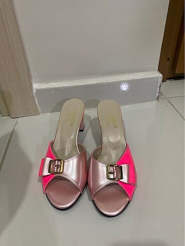 Topuklu terlik - Görsel 3