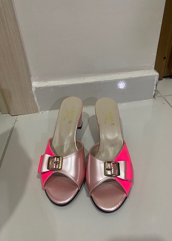 Topuklu terlik - Görsel 3