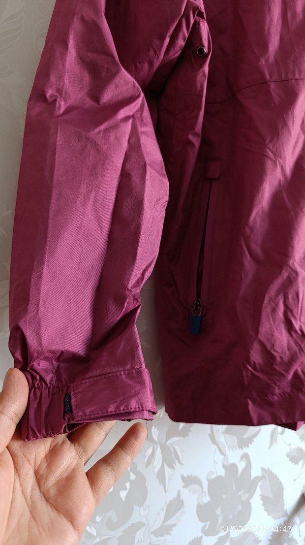 yağmurluk, sadece bir defa kullanıldı yurt dışından hediye geldi - Görsel 4