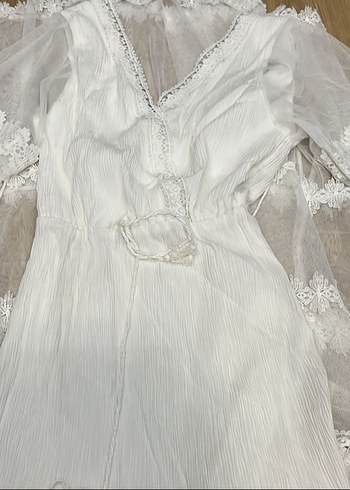 Tül detaylı beyaz elbise - Görsel 3