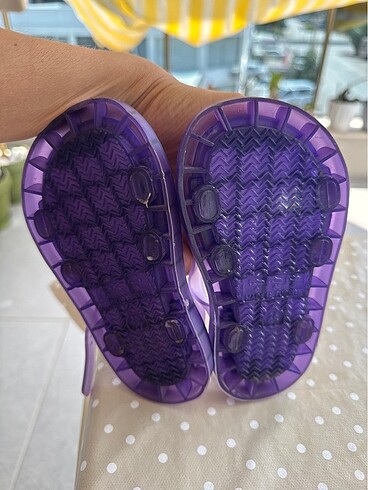 25 Beden mor Renk Gezer kız çocuk yazlık sandalet
