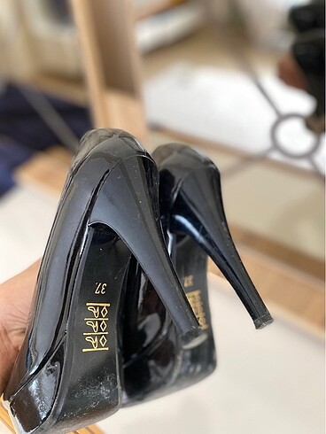 37 Beden Rugan stiletto siyah