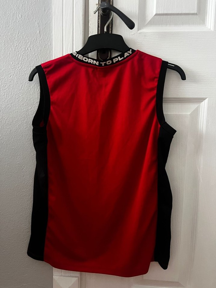 Kolsuz Kırmızı Erkek Çocuk Tişört - Görsel 2