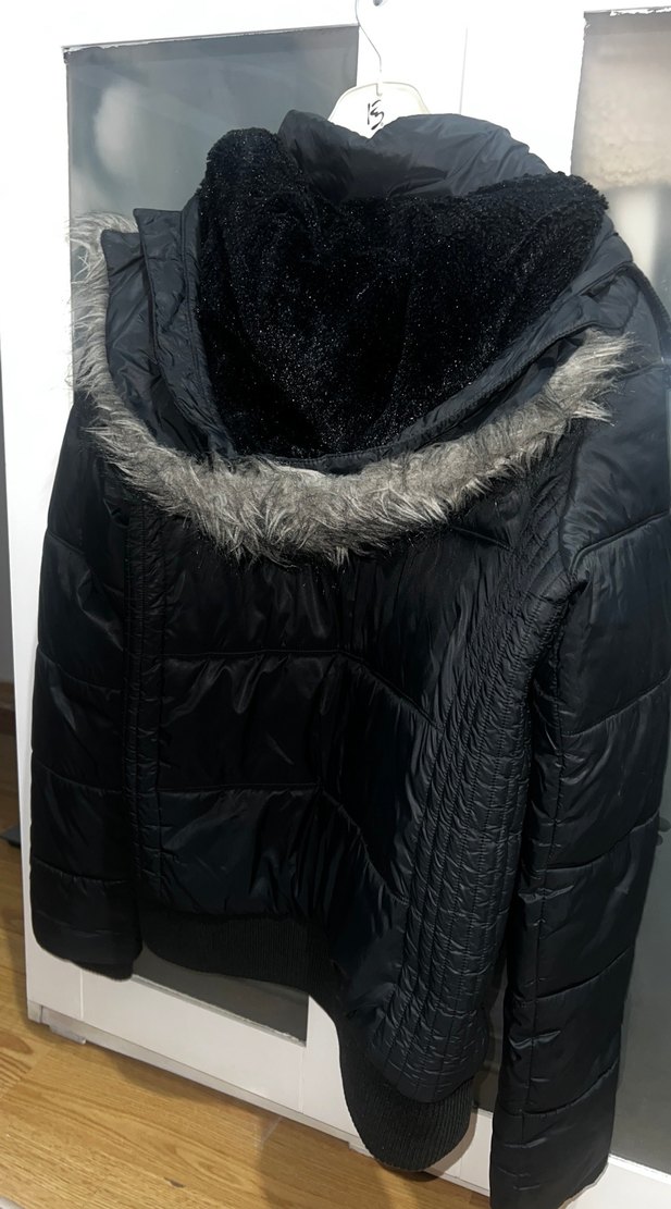 Siyah Kadın Mont - Görsel 3