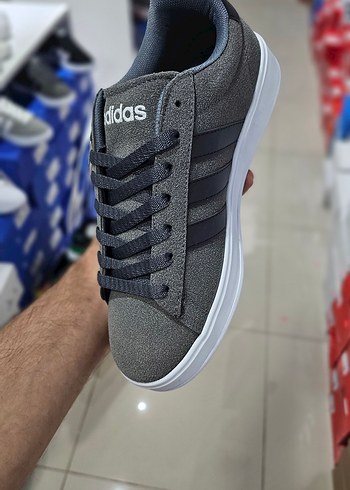 Gri Adidas Sneaker erkek ayakkabısı - Görsel 3