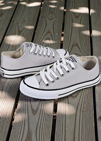 converse resimlerde renkler mevcut - Görsel 2