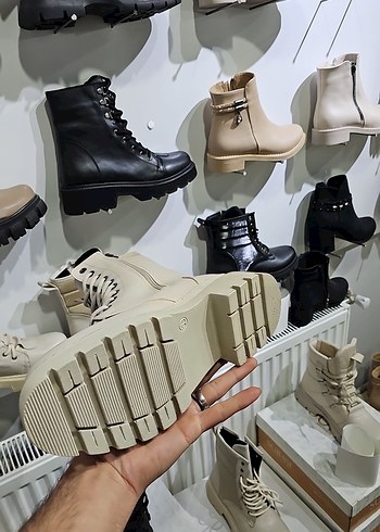 Bej Deri Kadın Bağcıklı Bot - Görsel 4