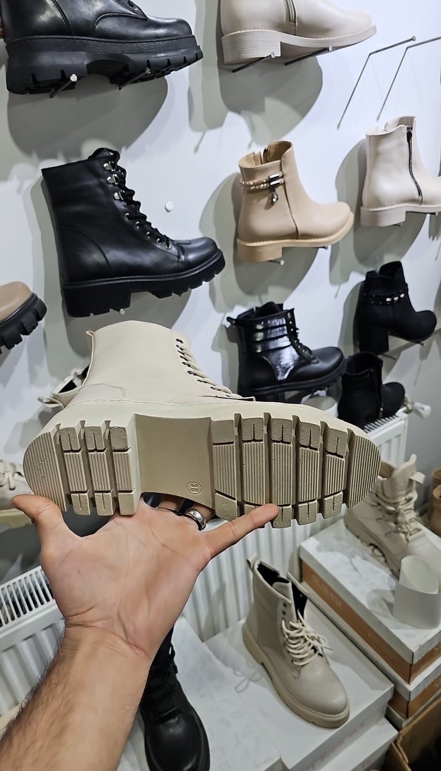 Bej Deri Kadın Bağcıklı Bot - Görsel 2