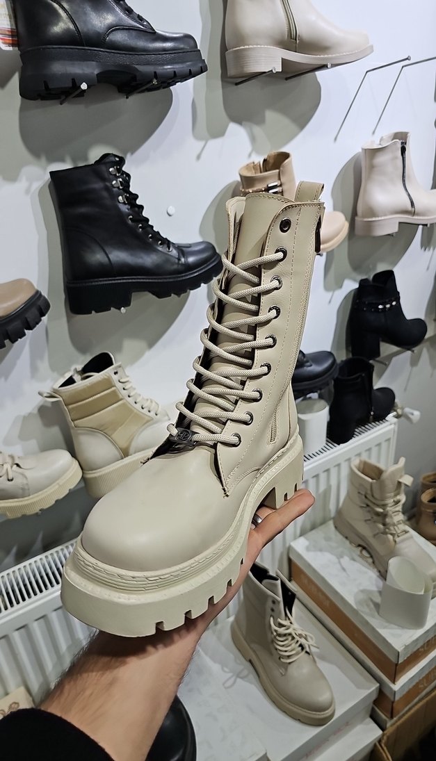 Bej Deri Kadın Bağcıklı Bot - Görsel 3