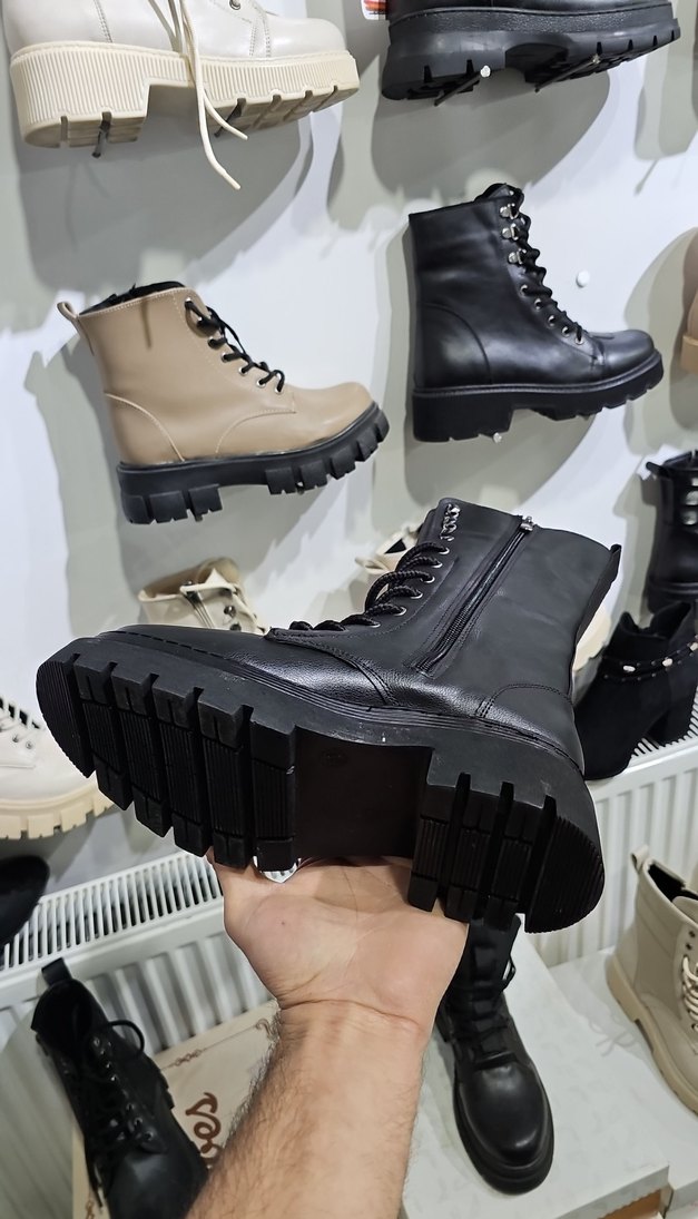 Siyah Bağcıklı Platform Topuklu Bot - Görsel 3