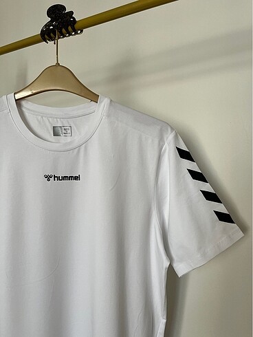 Hummel Hummel beyaz erkek tişört M