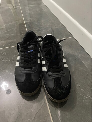 Adidas spor ayakkabı