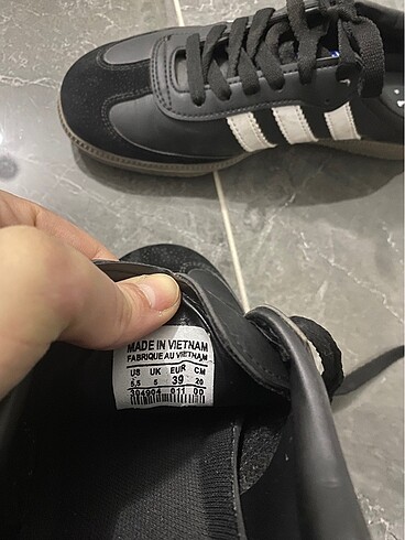 39 Beden Adidas spor ayakkabı