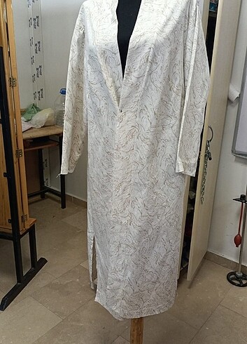 Desenli Beyaz Kimono