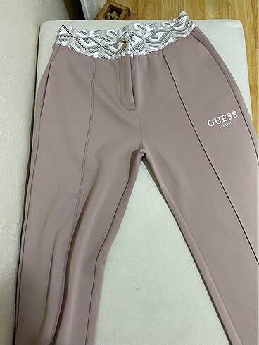 Guess Guess eşofman altı