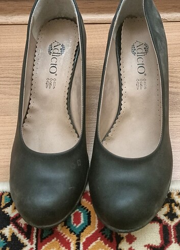 42 Beden siyah Renk rezerve ürün bayan dolgu topuk ayakkabı 