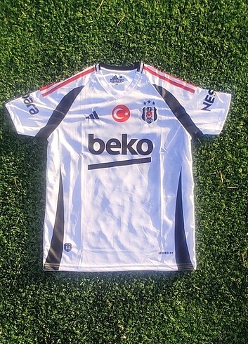 BEŞİKTAŞ YENİ SEZON ALTERNATİF 3. FORMASI