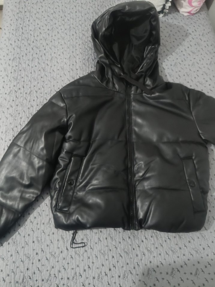 Kapüşonlu Siyah Deri Kadın mont - Görsel 2