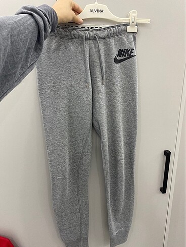 Nike s beden