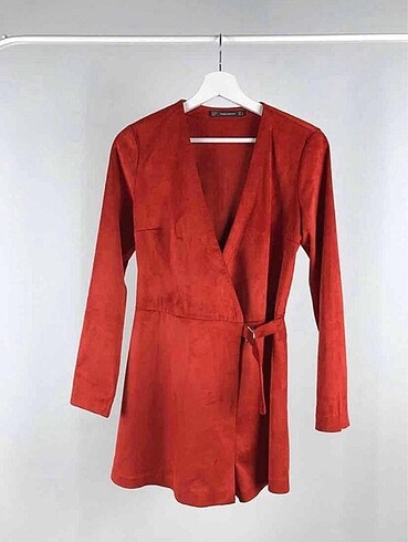 Zara kırmızı süet etek şort tulum