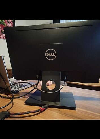Dell Ekran Full HD LED monitör