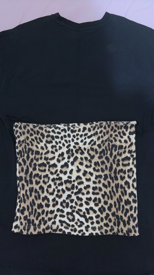 Stradivarius Leopar desenli straplez crop - Görsel 2