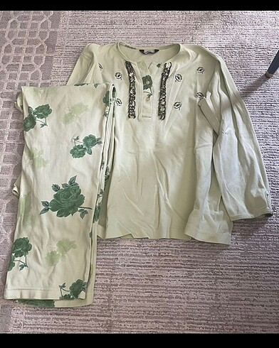 Diğer Pijama Takımı