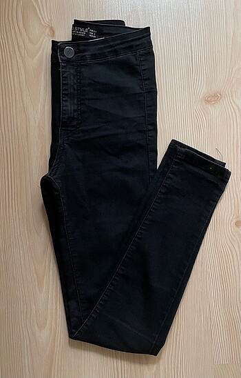Siyah skinny jean pantolon
