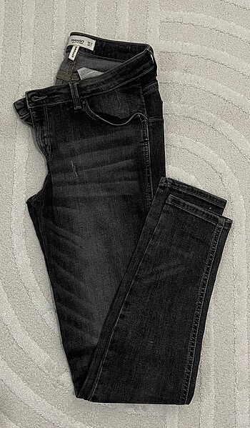 Mango uptown taşlanmış kot pantolon