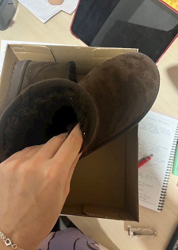 Kahverengi Süet Kadın Bot - Görsel 2