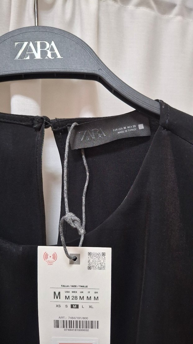 Siyah Deri Fırfırlı Uzun Kollu Bluz - Görsel 5