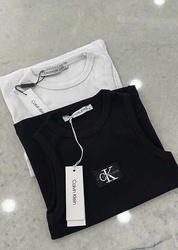 Calvin Klein Calvin Klein Beyaz Crop Top