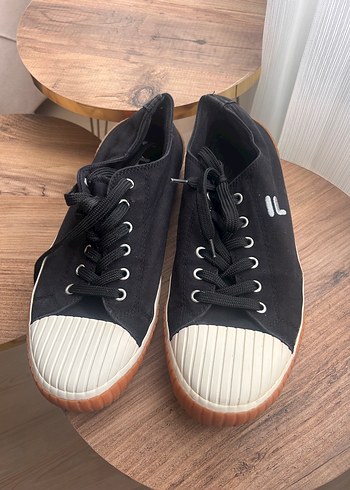 Fila  Siyah Dusuk Bilekli Sneaker