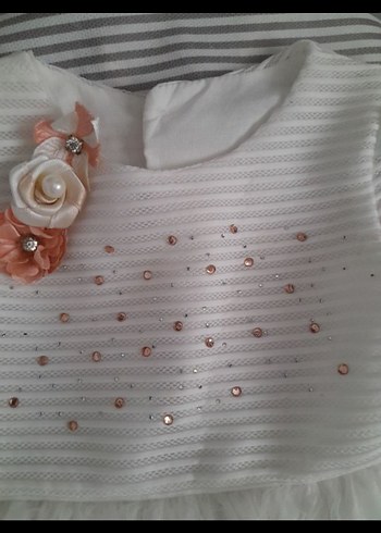 Kız Çocuk Beyaz Nakışlı Elbise - Görsel 2