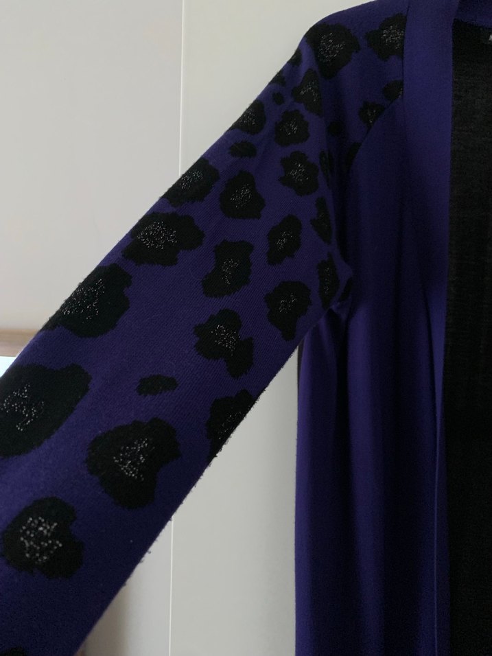 Uzun Mor Yılan Desenli Kadın Sabahlık - Görsel 2