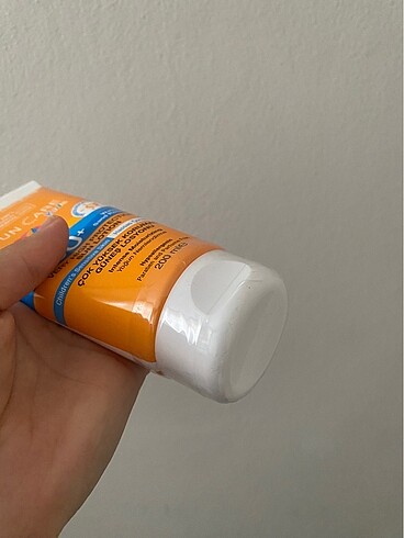 Beden beyaz Renk Bioxcin çocuk güneş losyonu