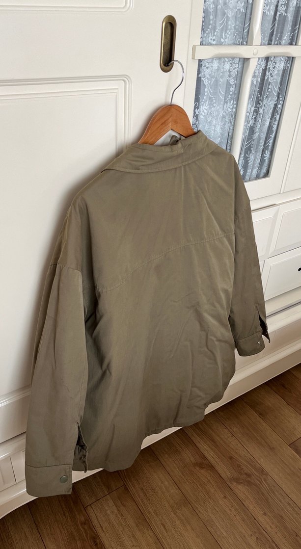 Bej Düğmeli Kaban - Görsel 3