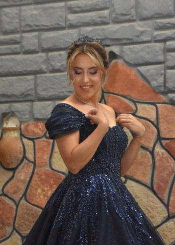 Beden siyah Renk Lacivert Parlak Gotik Taç
