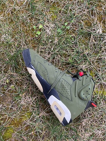 Nike Jordan 6 yravis scott