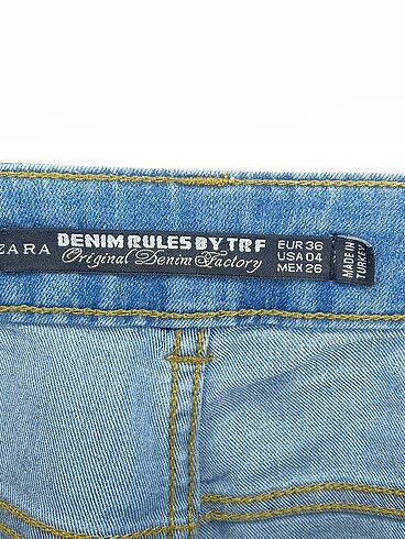 36 Beden mavi Renk Zara Mini Şort %70 İndirimli.