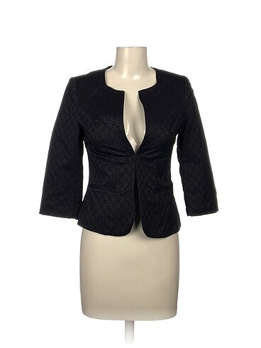 Zara Blazer %70 İndirimli.