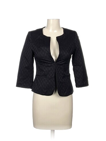 Zara Blazer %70 İndirimli.