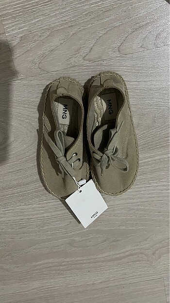 25 Beden Mango espadril