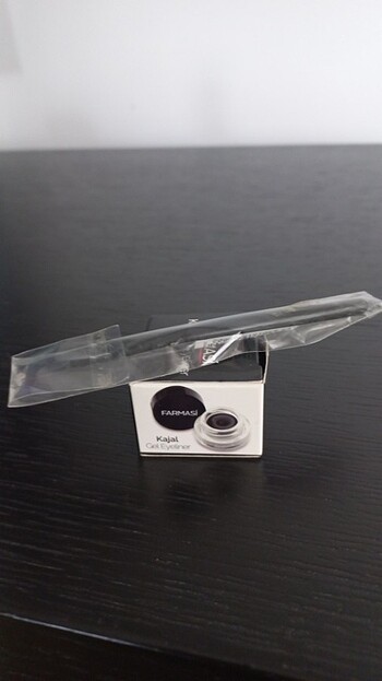 Kajal Eyeliner 