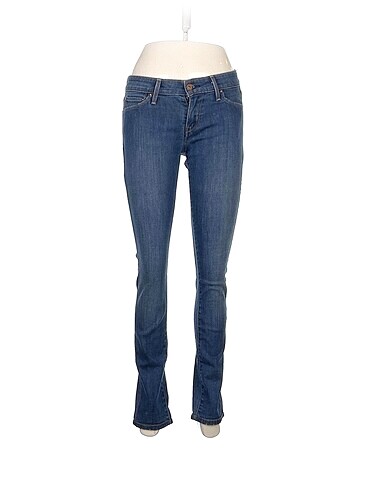 Levis Skinny %70 İndirimli.